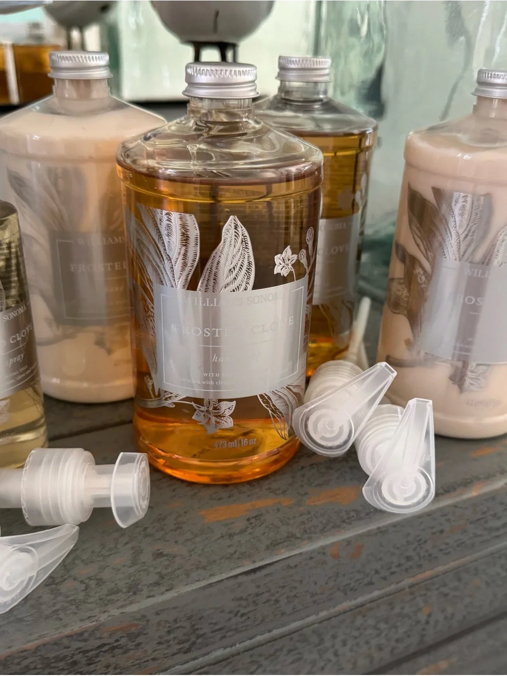 NWT 5-Pc Williams Sonoma Frosted Clove Gift Set ~ Hand Soap, Lotion & Room Spray